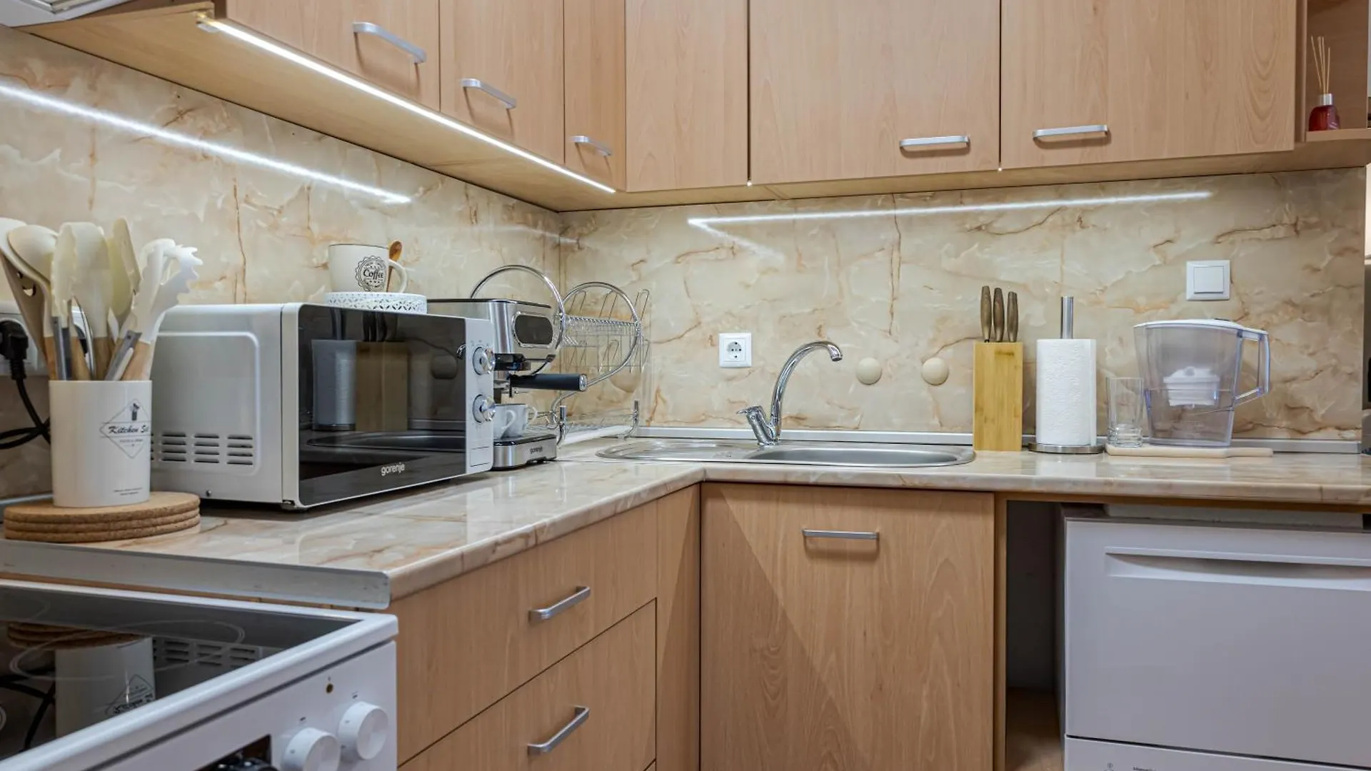1Br Apartment 8 Mins To Beach With Free Street Parking Varna