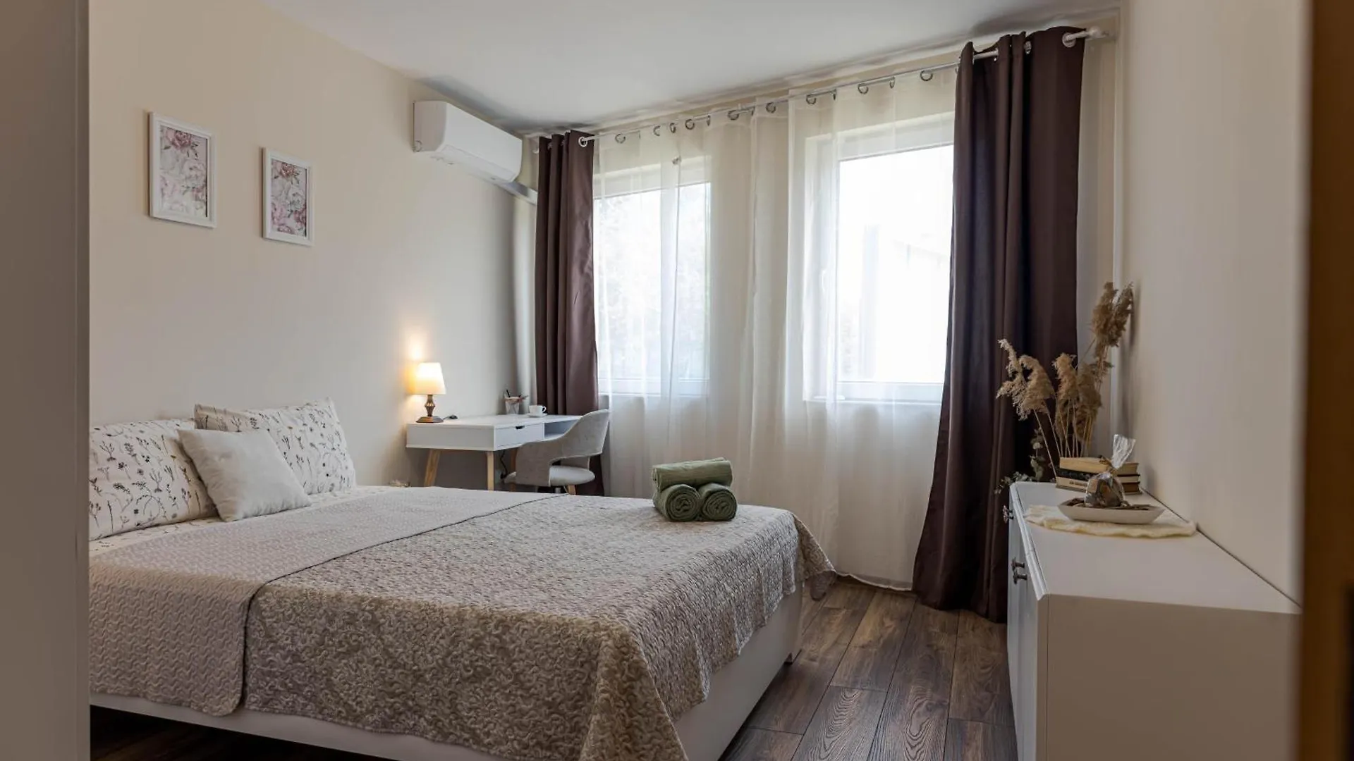 1Br Apartment 8 Mins To Beach With Free Street Parking Varna Bulgaria