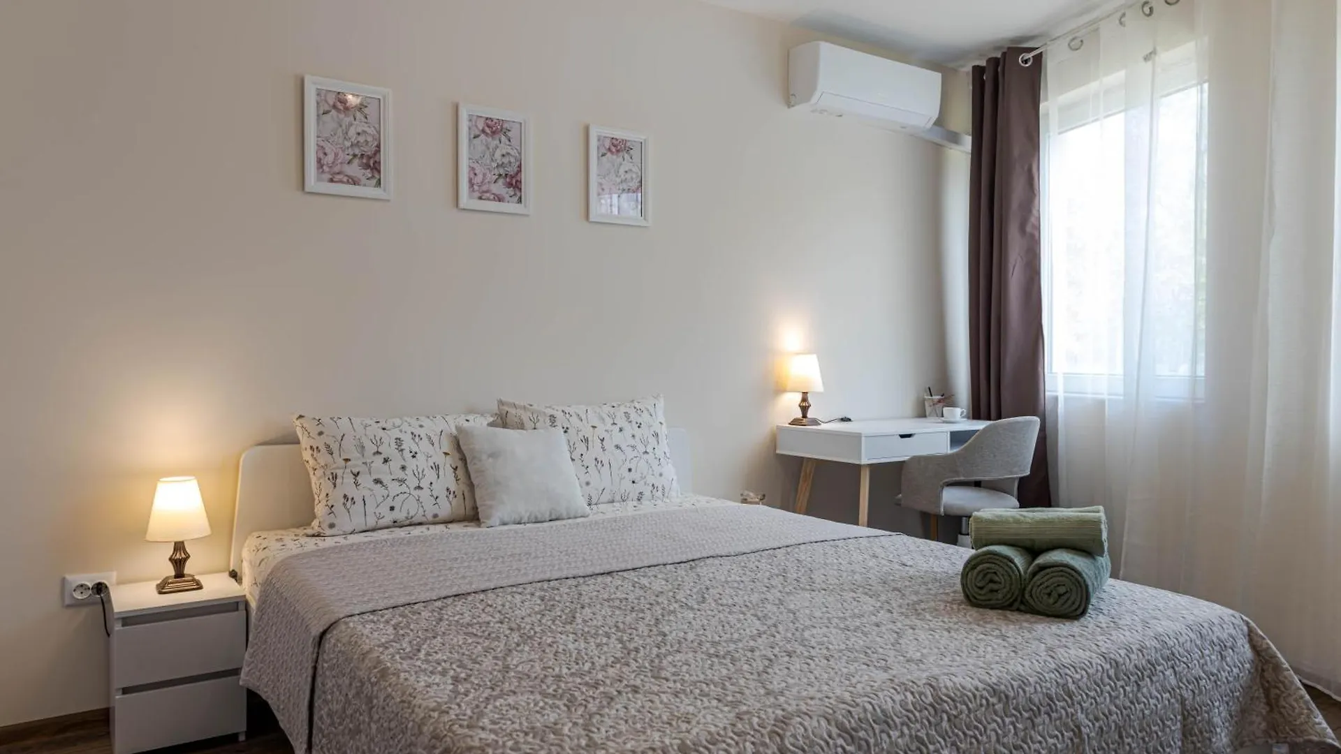 1Br Apartment 8 Mins To Beach With Free Street Parking Varna Bulgaria