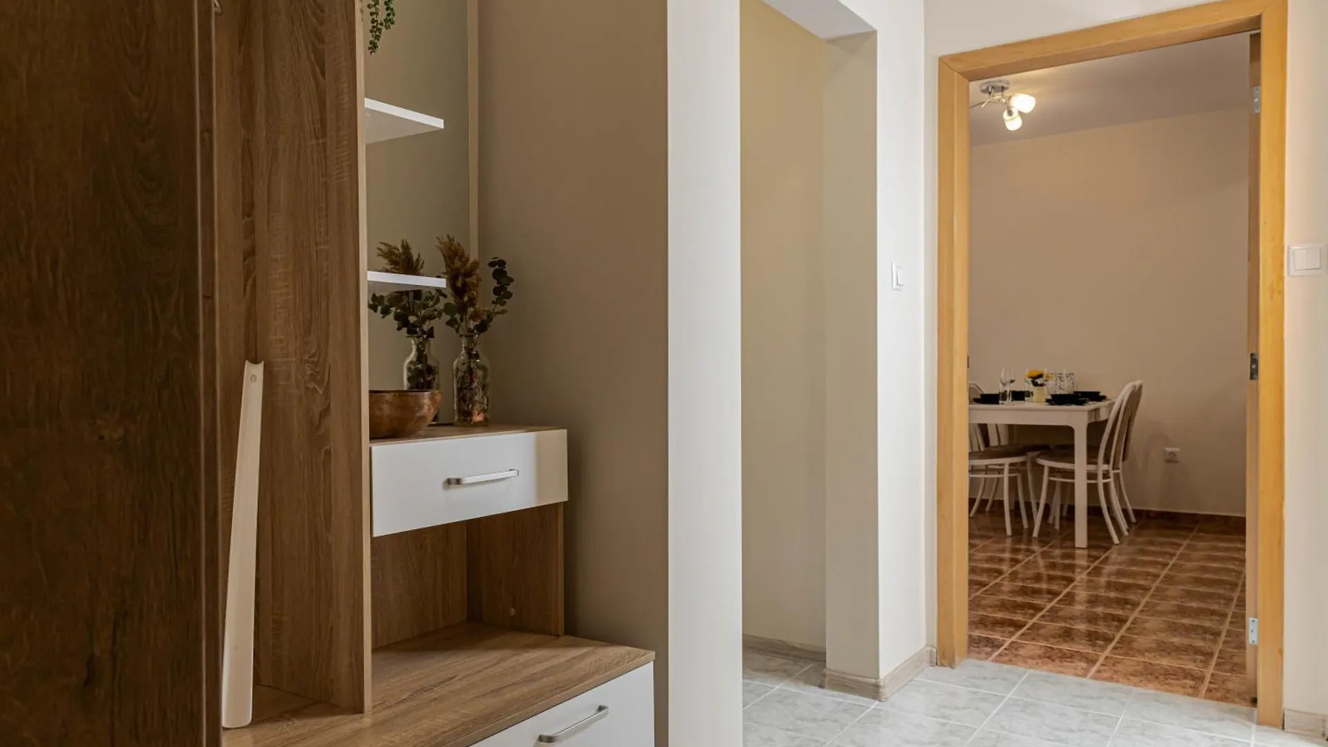 1Br Apartment 8 Mins To Beach With Free Street Parking Varna Bulgaria