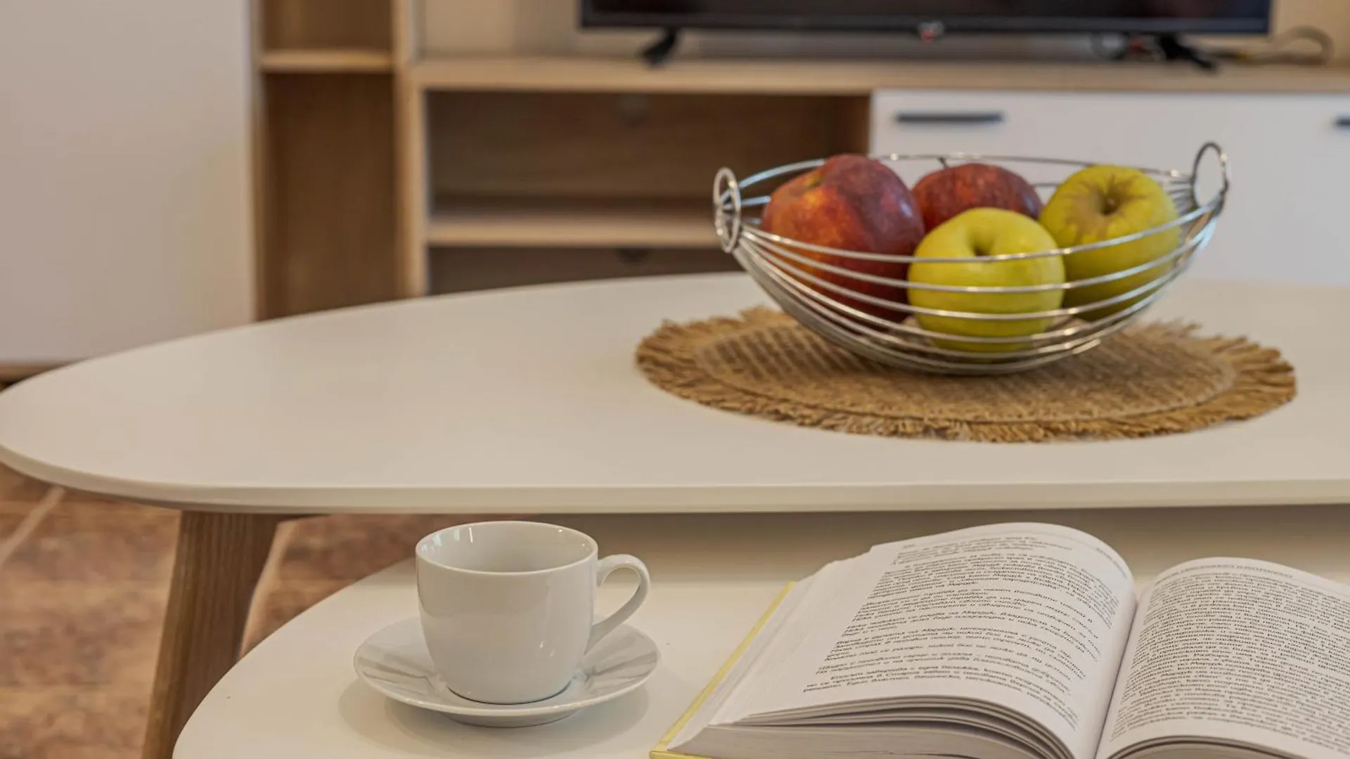 1Br Apartment 8 Mins To Beach With Free Street Parking Varna