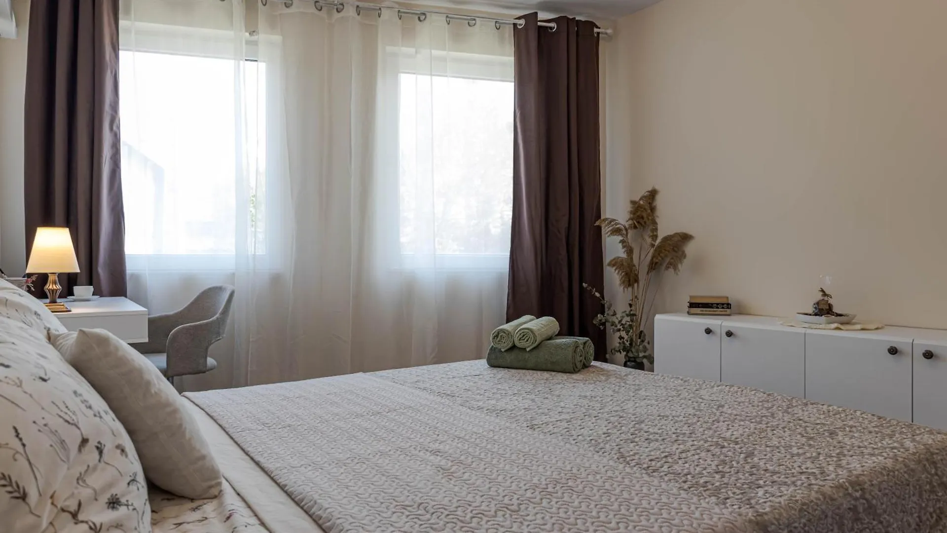 1Br Apartment 8 Mins To Beach With Free Street Parking Varna 0*,  Bulgaria