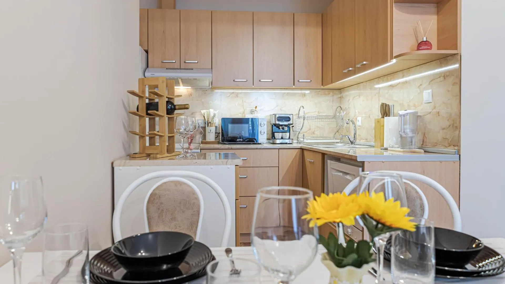 1Br Apartment 8 Mins To Beach With Free Street Parking Varna Bulgaria