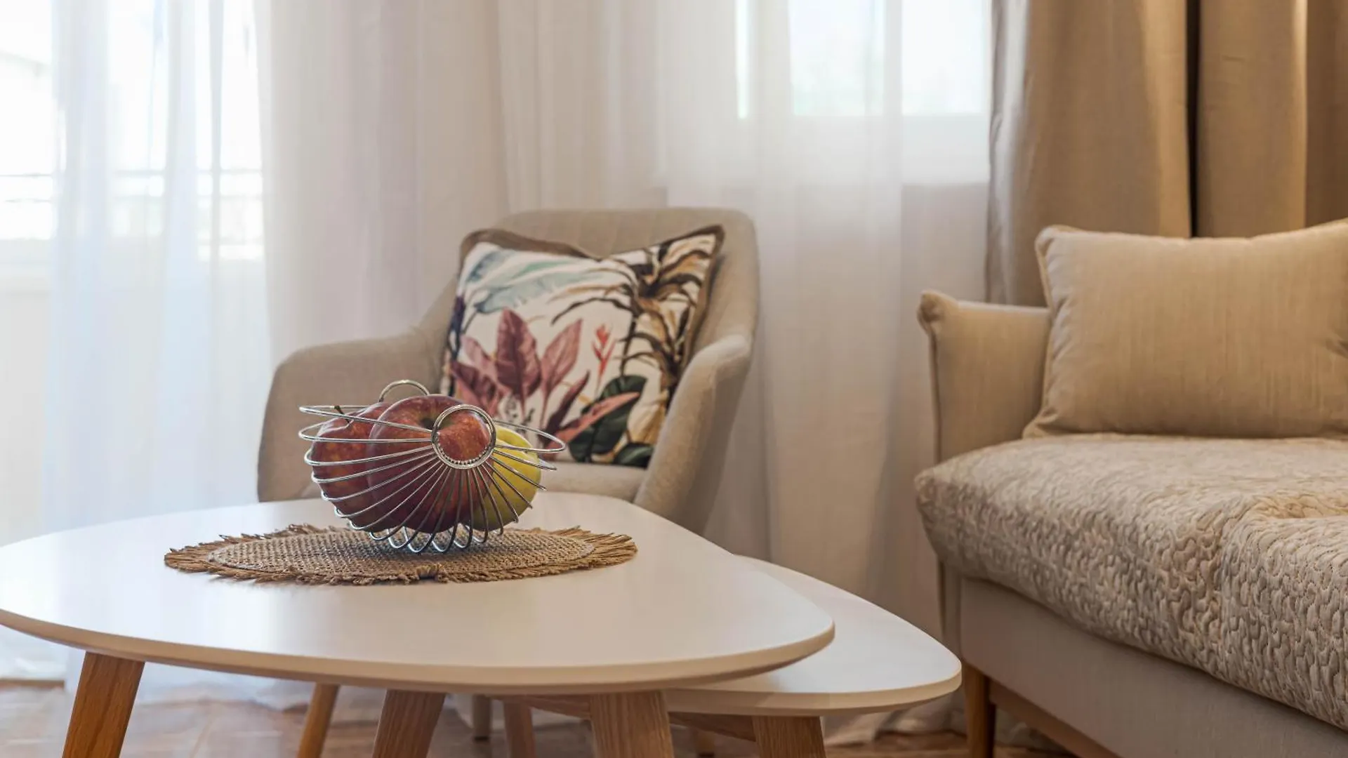 1Br Apartment 8 Mins To Beach With Free Street Parking Varna